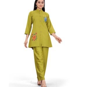 Spherevant Women's Polycotton Floral Printed Mandarin Collar 3/4 Sleeve Kurti With Pant Co-ord Set (Olive Green)